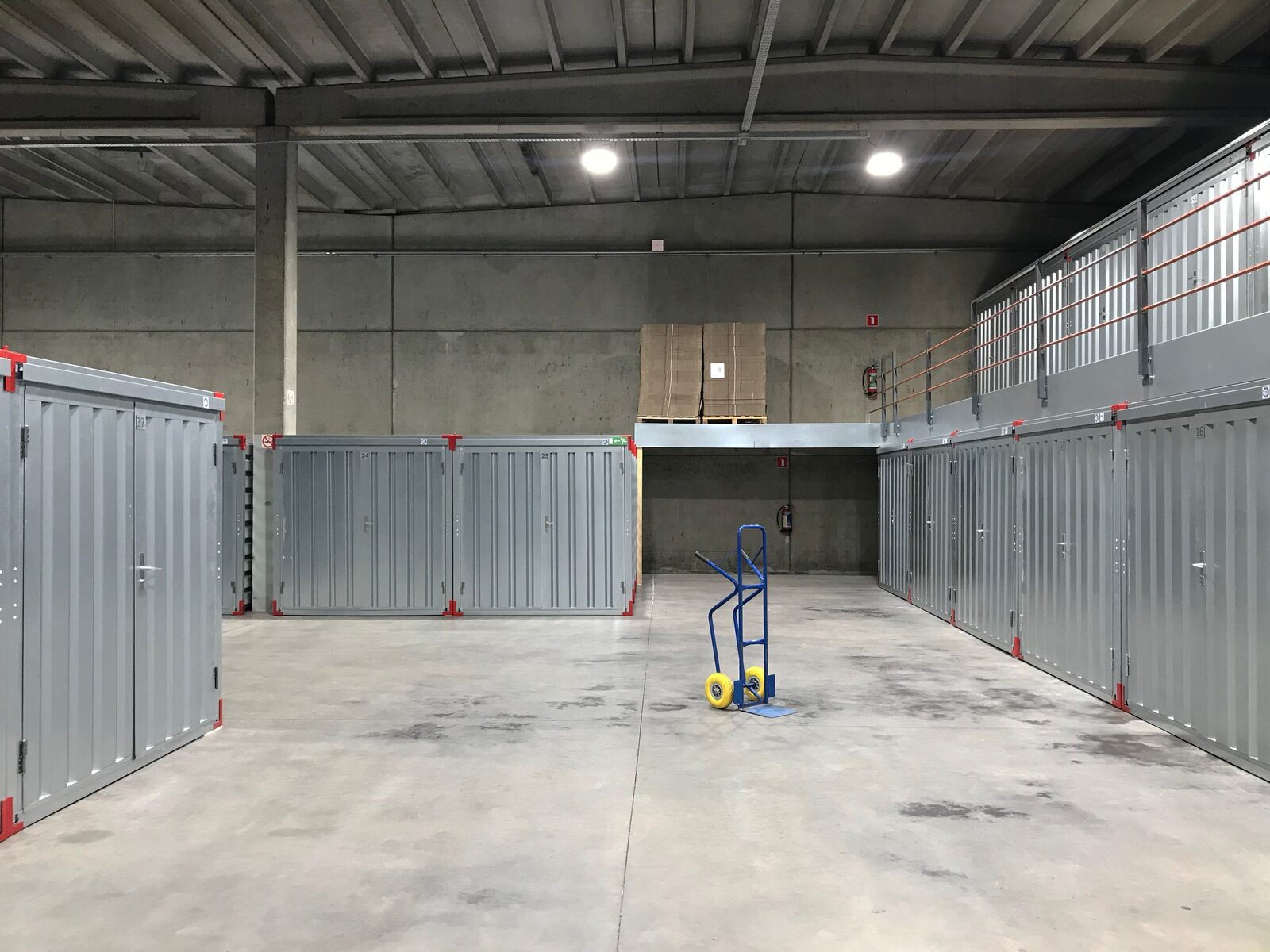 Illustration: the shared warehouse, where everyone's assets are pooled